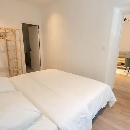 Elegant 3p Idealement Situe Au Coeur De Apartment *