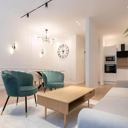 Elegant 3p Idealement Situe Au Coeur De Νίκαια
