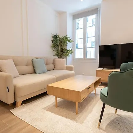 Elegant 3p Idealement Situe Au Coeur De * Nice